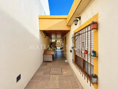 Casa en Venta con 1 cochera