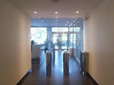 CARLOS PELLEGRINI al 1300 - EDIFICIO de OFICINAS