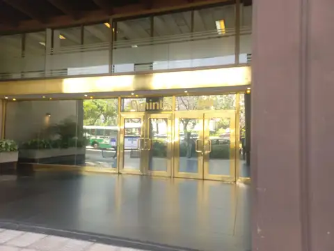 Oficina Monoambiente con 4 baños