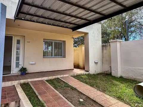 Dúplex en venta 3 dorm con patio y asador, apto crédito, Jardines del Jockey