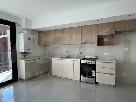 Departamento en Alquiler con 1 cocheras
