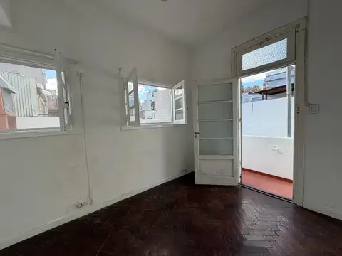 Depto Tipo Casa en Alquiler en Villa del Parque, $ 1.500.000