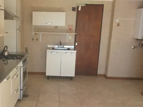 Departamento en Alquiler de 3 dormitorios