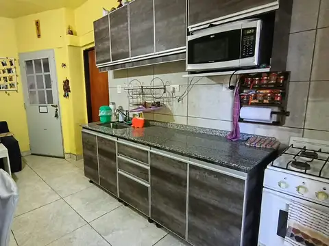 Depto Tipo Casa en Venta de 5 ambientes
