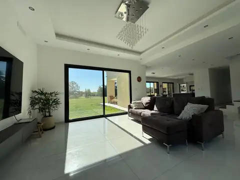 Casa en Venta en Haras San Pablo, USD 310.000