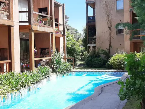 La Perdiz al 100 Petit Champagnat, Pilar