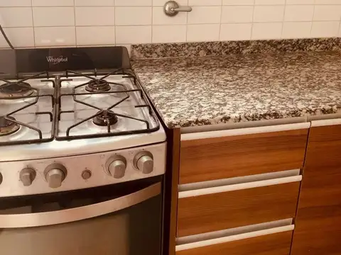 VENTA PH 2 AMBIENTES BERNAL