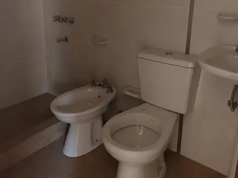 Mono con cochera! Centro / Cullen