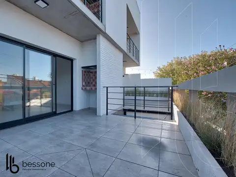Depto Tipo Casa en Venta de 2 ambientes