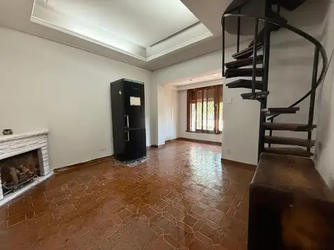 Depto Tipo Casa en Venta con 1 cocheras