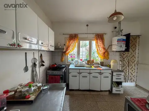 Casa 4 ambientes con 1 baño