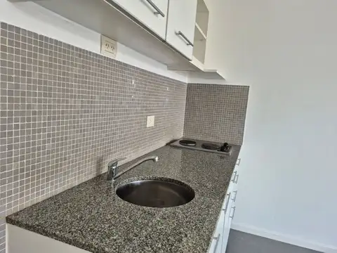MONOAMBIENTE ALQUILER V URQUIZA BALCON ATERRAZADO