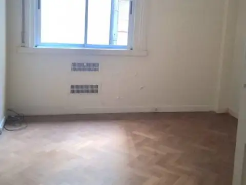 VENTA  Piso con Detalles Únicos en Plaza San Martín, Retiro, Caba.