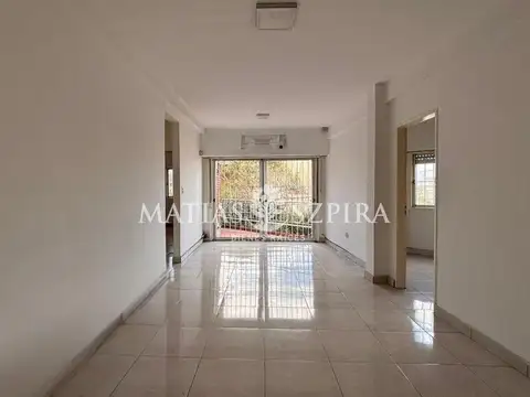 Av. Nemesio Alvarez 300. Entre Intendente Bossi y Consejal Rosset