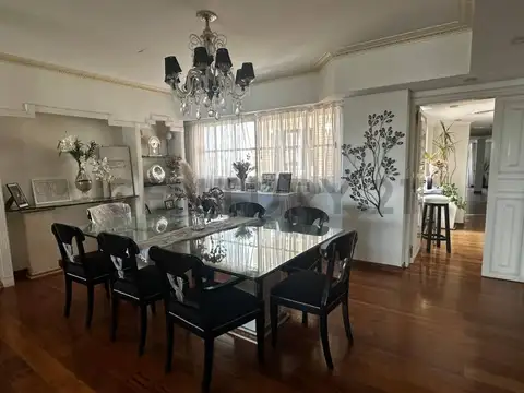 Departamento 5 ambientes con 4 baños