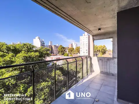 Córdoba y Suipacha - Dpto Monoambiente Externo. Cochera disponible.