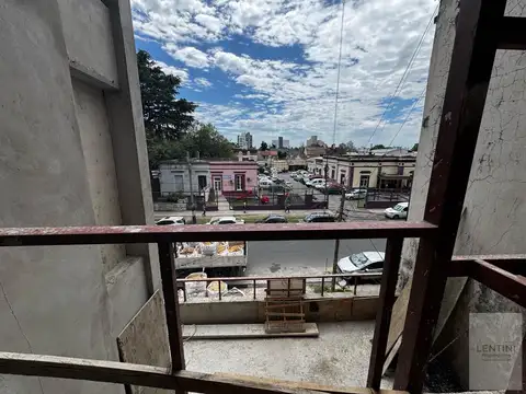 Monoambiente a estrenar en Caseros Centro