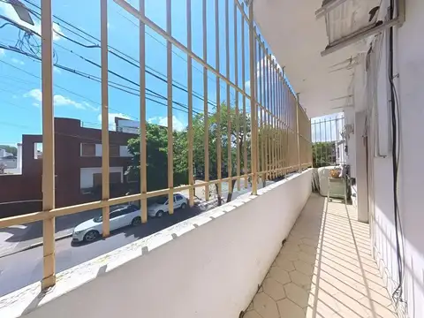 VENTA PH 3 AMBIENTES BALCÓN CORRIDO BAJAS EXPENSAS