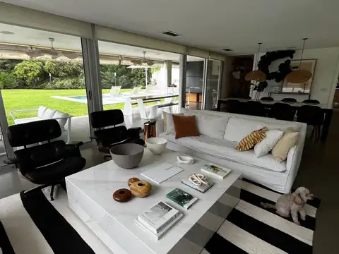 Casa en Venta de 5 dormitorios