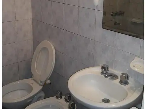 Depto Tipo Casa 2 ambientes con 1 baño