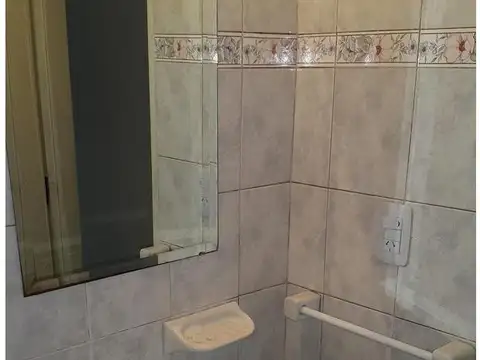 Depto Tipo Casa en Venta en Lomas De Zamora, USD 43.000