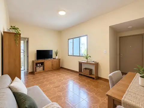 PH 3 ambientes en Villa Urquiza - Lateral - APTO CRÉDITO
