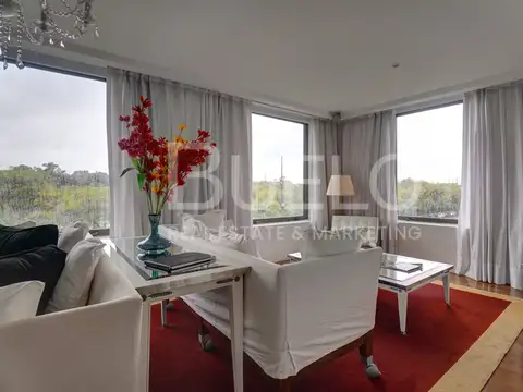 Departamento en venta c/ cochera en Puerto Madero