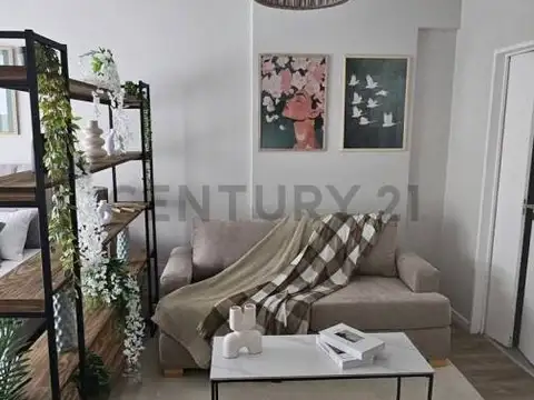 VENTA MONOAMBIENTE PISO 5 MUY LUMINOSO DE 43 METROS FRENTE AV LIBERTADOR