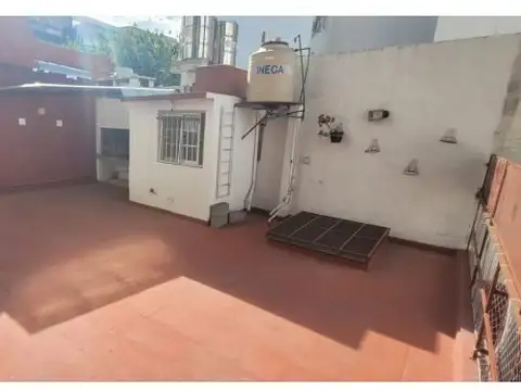 Depto Tipo Casa 4 ambientes con 3 baños