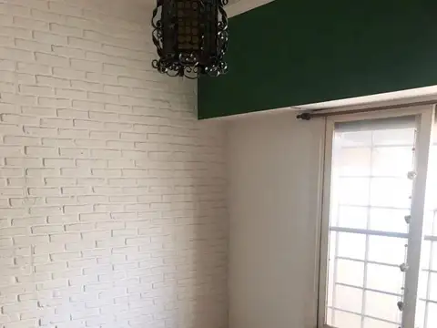 Depto Tipo Casa 3 ambientes con 2 baños