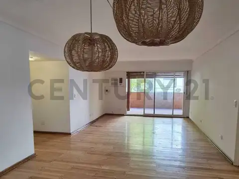 Departamento en Alquiler de 4 dormitorios