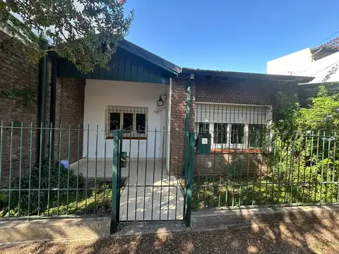 Casa - Alquiler - Argentina, Vicente López - cornelio saavedra 3800