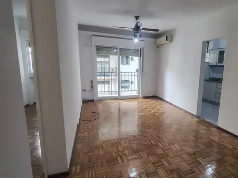 Alquiler departamento 4 ambientes con escritorio en caballito