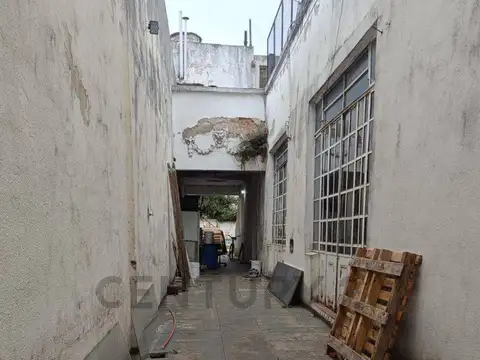 Terreno en Venta en Parque Avellaneda, USD 249.000