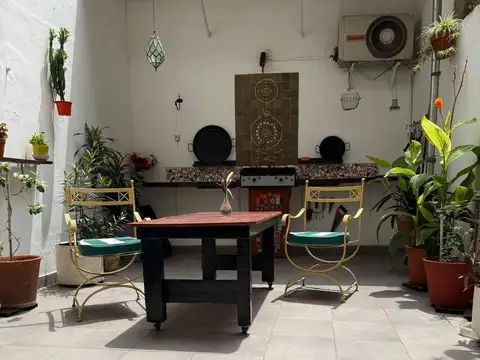 Avenida Coronel Díaz 1700, Piso PB