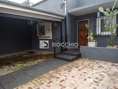 Depto Tipo Casa en Venta con 1 cocheras