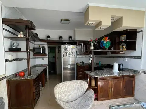 Depto Tipo Casa 4 ambientes con 2 baños
