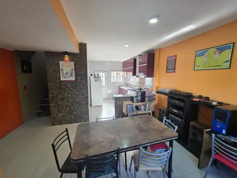 Depto Tipo Casa 3 ambientes con 1 baño