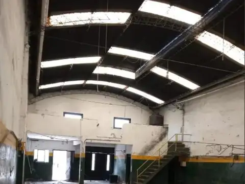 Galpon Zona industrial Hurlingham 320M2