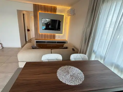 Departamento en Alquiler con 1 cocheras