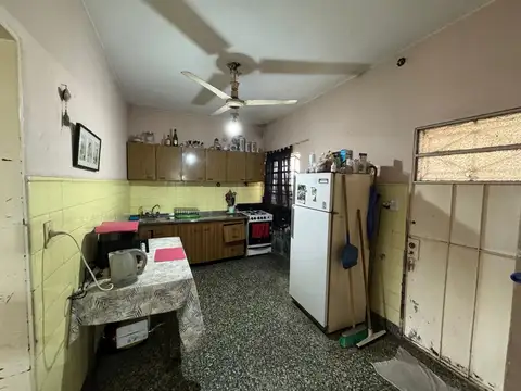 Casa en Venta en Isidro Casanova, USD 58.000