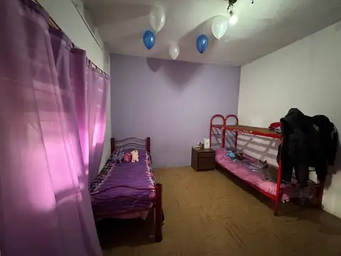 CASA 3 AMBIENTES EN VENTA ISIDRO CASANOVA