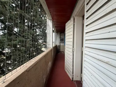 Departamento 5 ambientes con 1 baño