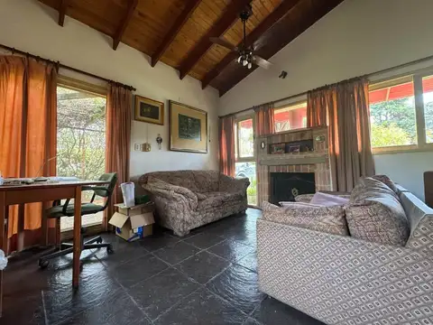 Casa 3 ambientes con 2 baños