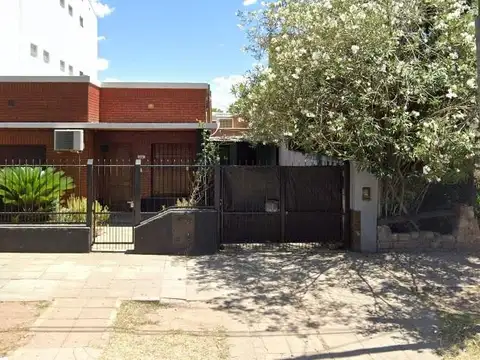 Casa - Esc.-Centro