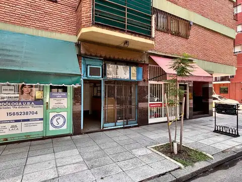 VENTA LOCAL COMERCIAL CABALLITO PARQUE CENTENARIO