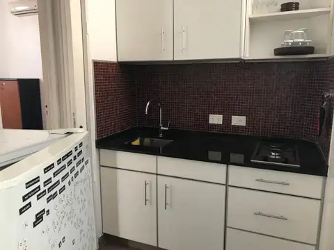 Libertad y Av. Corrientes. Oficina en Tribunales