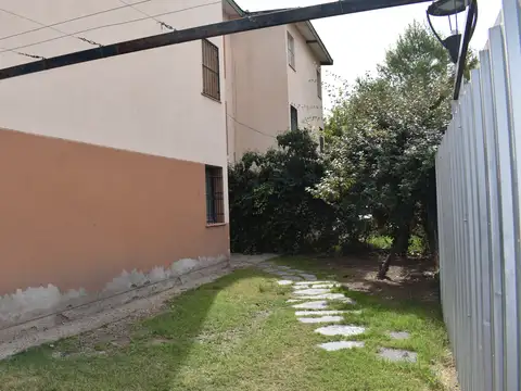 BARRIO 7 DE JULIO 100