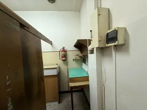 Local en Venta 49 años