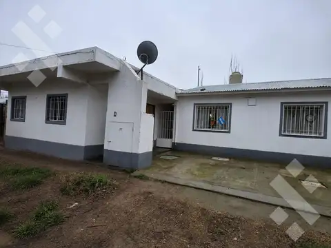 En Venta | Casa de 2 Dormitorios   Depto de 2 Dormitorios | Barrio 160 Viviendas | Plottier